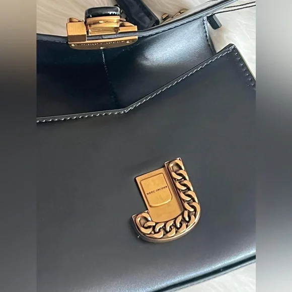 💰SOLD - Marc Jacobs The St. Marc Mini Top Handle - Picture 10 of 15